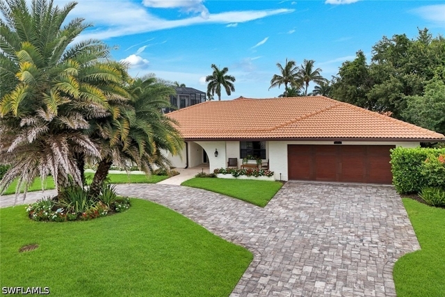 517 Parkwood Lane - Photo 1