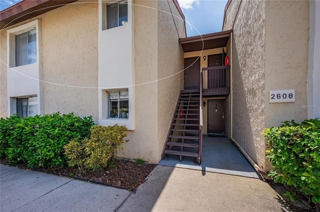 2608 Hidden Lake Drive N - Photo 1