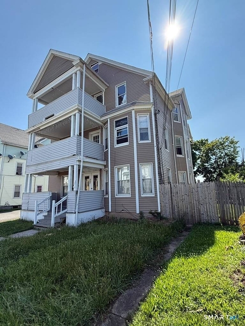727 East Street - Photo 1
