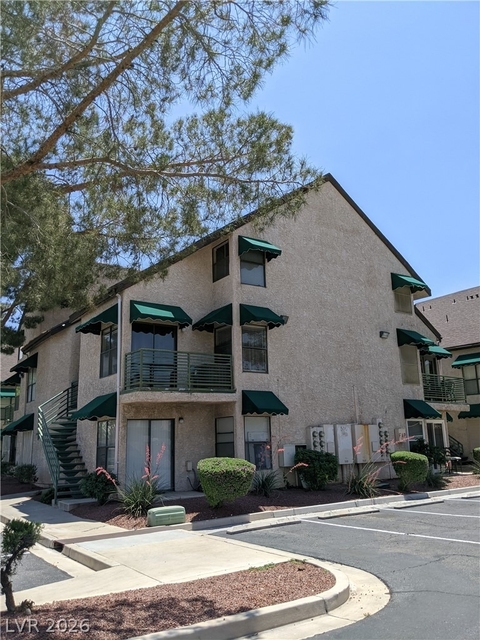 500 Elm Drive - Photo 1