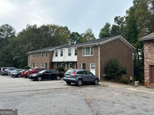 180 Chalfont Lane - Photo 1