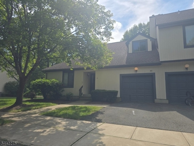 41 Arbor Cir - Photo 1