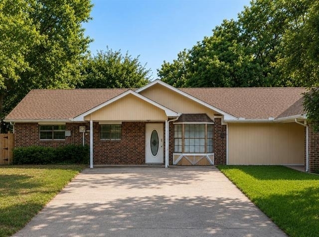 4601 Hazel Street - Photo 1