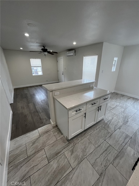 4516 S Normandie - Photo 1