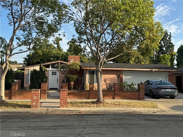 2128 W Larkspur - Photo 1