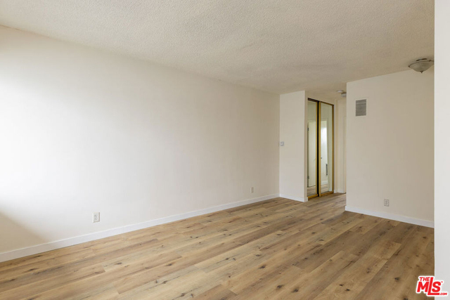 1295 Federal Avenue - Photo 1