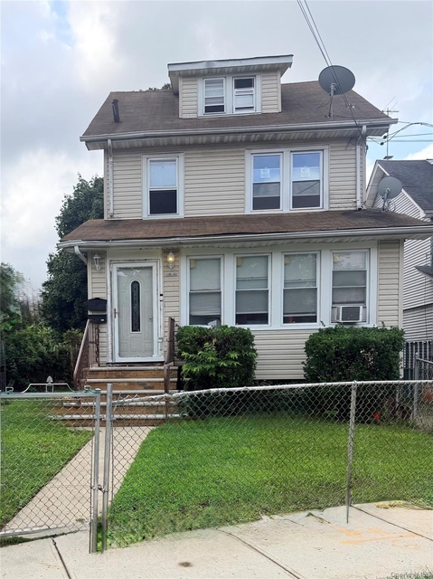 18640 Murdock Avenue - Photo 1