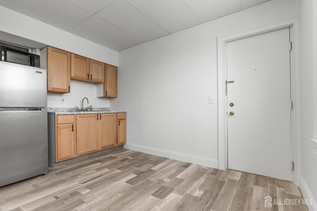 120 S Broadway - Photo 1