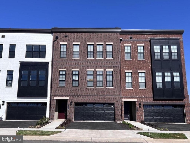 22274 Rivanna Shore Ter - Photo 1