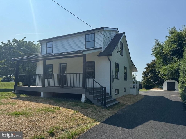 1791 White Oak Road - Photo 1