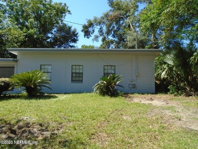 1404 Morgana Road - Photo 1
