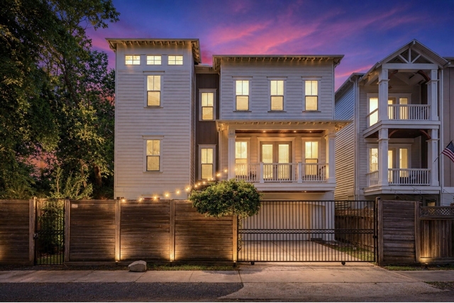 1121 Moy Street - Photo 1