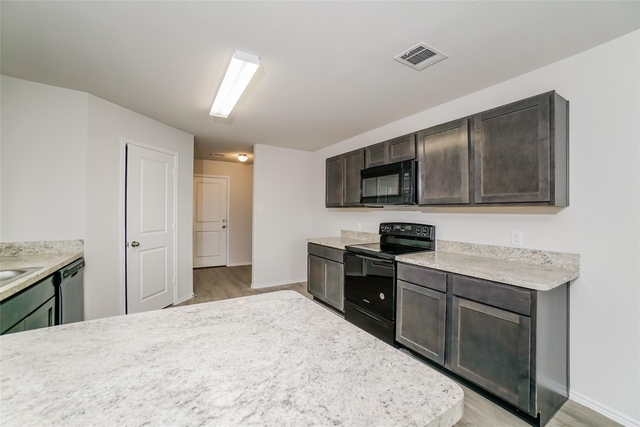220 Blue Crane Street - Photo 1