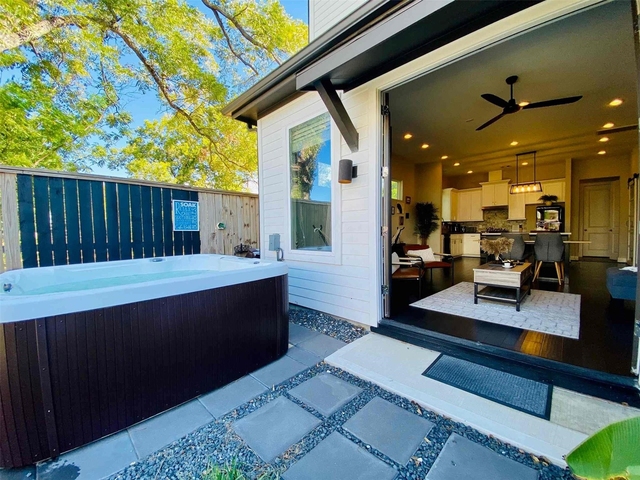 4205 Cline Street - Photo 1