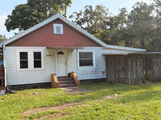 6345 Se 110th Street - Photo 1