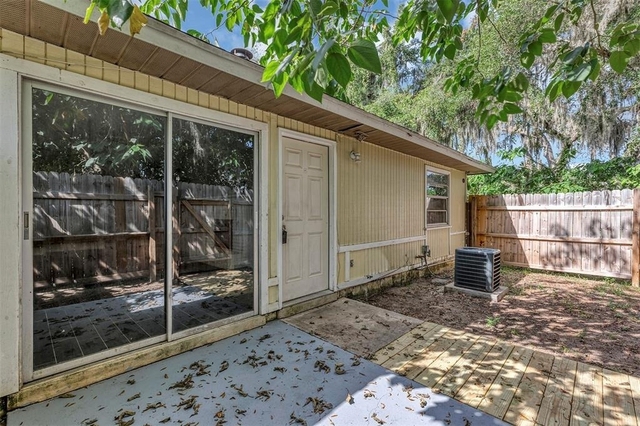 3990 Se 17th Ct - Photo 1