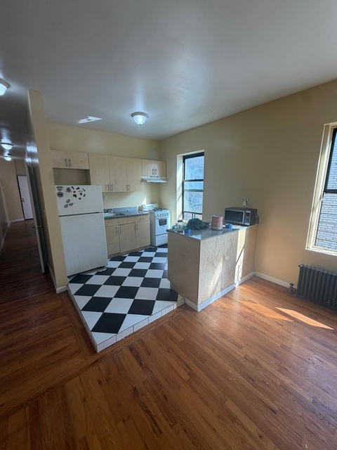 West 179th Street - Photo 1