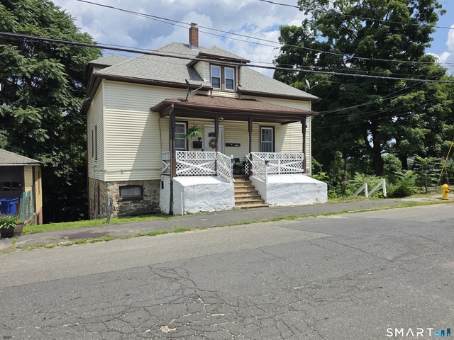 449 Wilson Street - Photo 1
