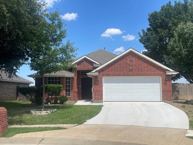 100 Hopewell Drive - Photo 1