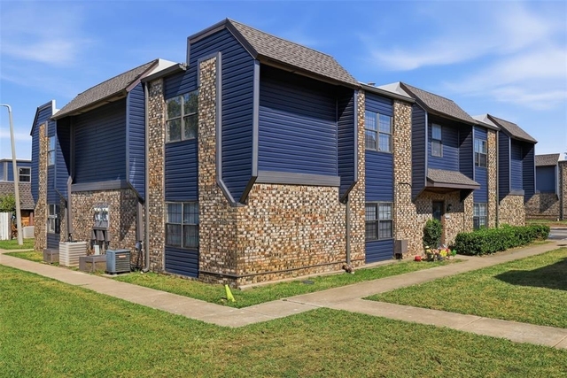 401 12th Street - Photo 1