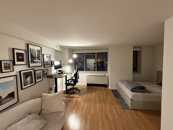 66 West 38th Street - Photo 1