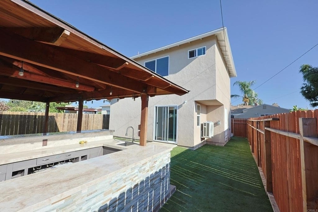 5740 Midwick St - Photo 1