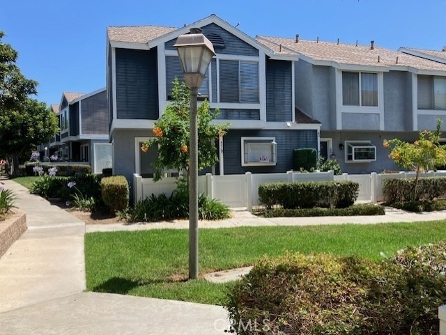 45 Briarwood - Photo 1