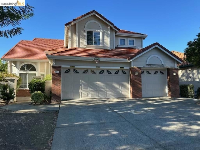 5021 Chaparral Ct - Photo 1