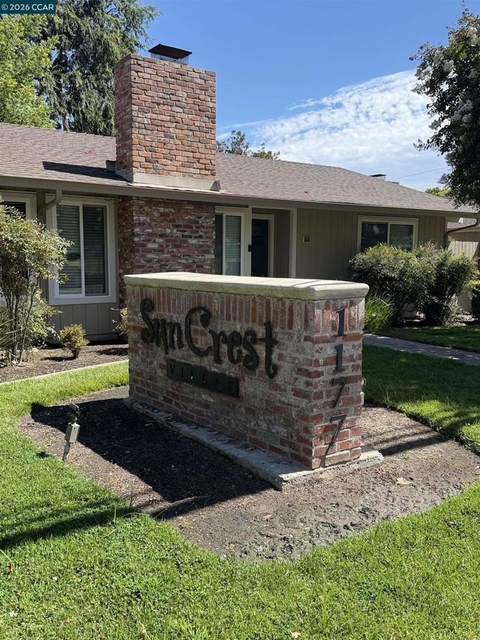 1177 Norwegian Ave - Photo 1