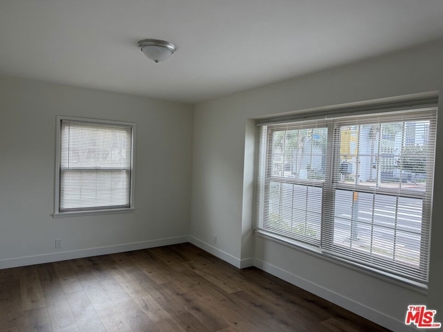 937 S Bedford Street - Photo 1