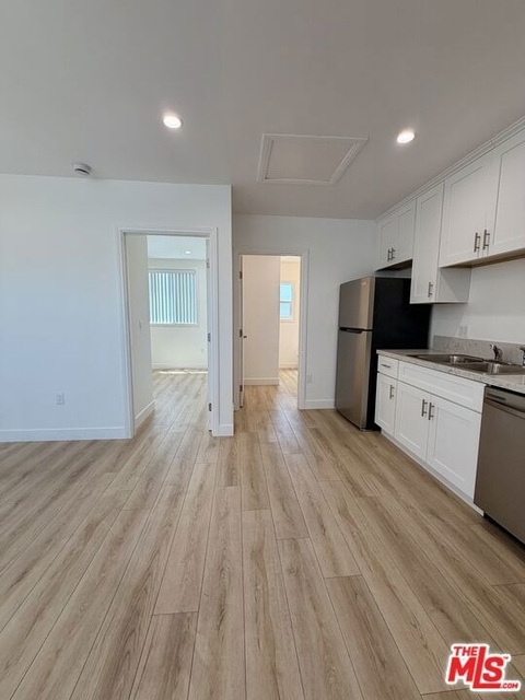 1321 N Normandie Avenue - Photo 1