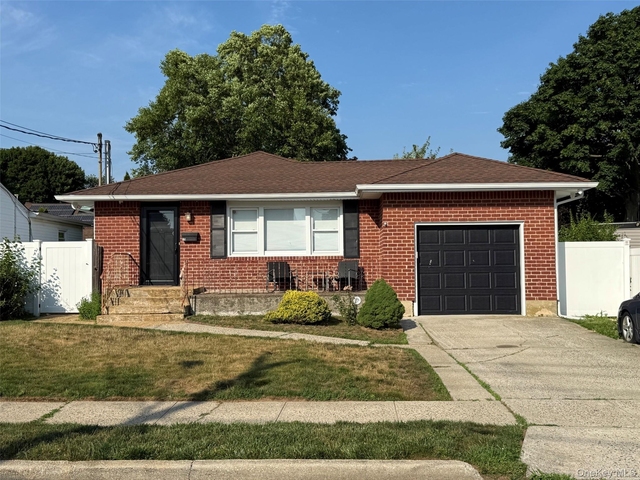 15 W Walnut Street - Photo 1