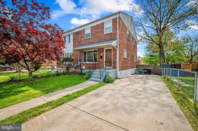 7409 25th Avenue - Photo 1
