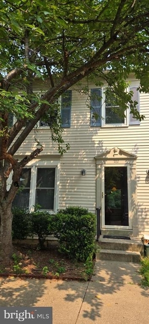707 Curry Ford Lane - Photo 1