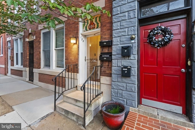105 E West Street - Photo 1