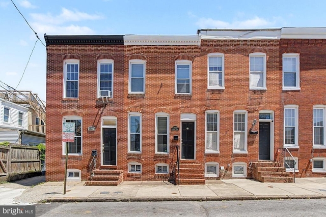 1303 Clarkson Street - Photo 1