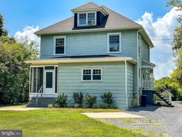 3 Elliott Road - Photo 1
