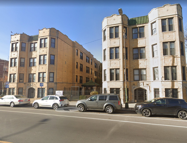 1532 N Kedzie Avenue - Photo 1