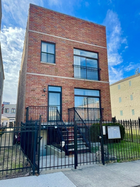 469 E Bowen Avenue - Photo 1