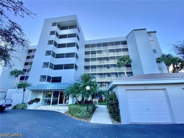 290 Naples Cove Drive - Photo 1