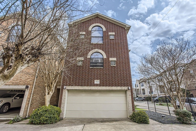 5830 Larkin Street - Photo 1