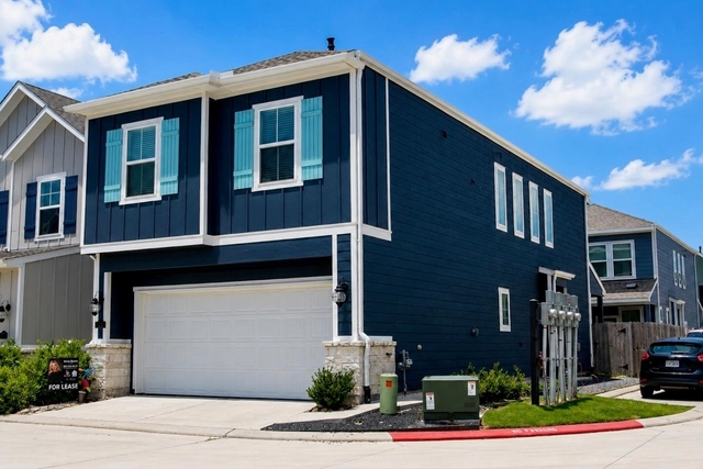 624 Pelican Drive - Photo 1