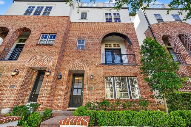 705 Delano Street - Photo 1