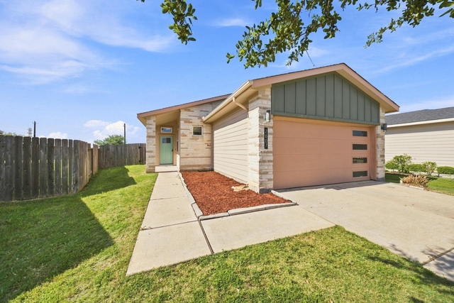 2807 Chancery Summit Court - Photo 1