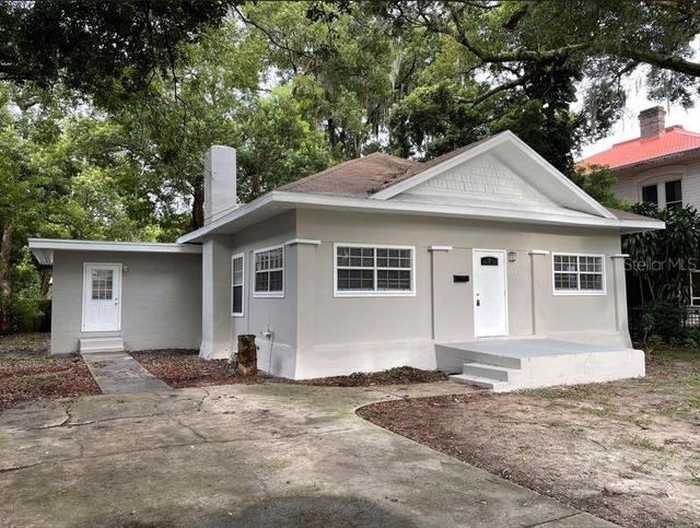 590 S Broadway Avenue - Photo 1