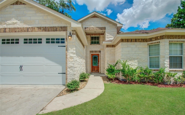 10572 Twin Oak Drive - Photo 1