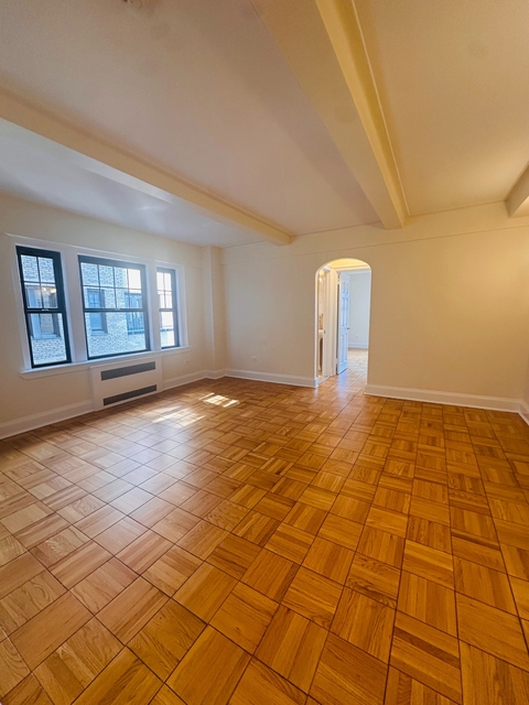 95 Christopher Street - Photo 1