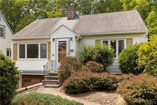 444 Buckingham Avenue - Photo 1