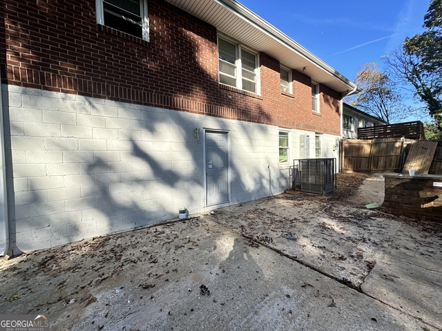 1865 Vicki Lane Se - Photo 1