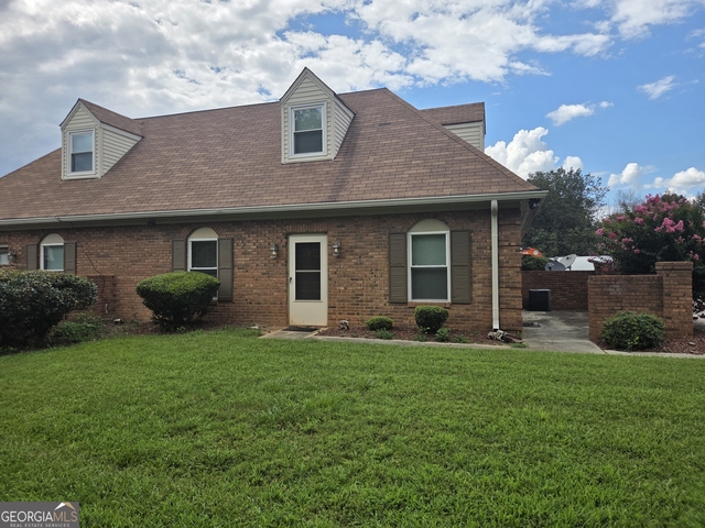 891 Park Place Ne - Photo 1